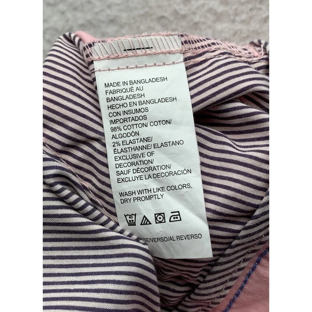 Izod Saltwater Shorts Mens 38x10 Pink Blue Allover Bird Print Preppy Stretch Dad